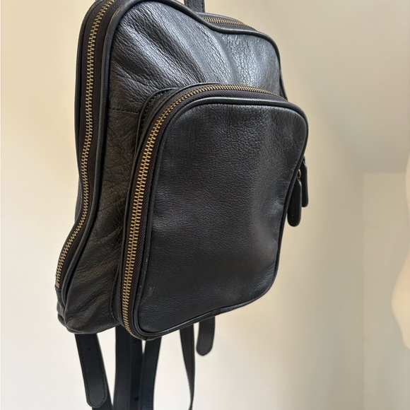 Margot black leather backpack in great condition - Picture 4 of 9